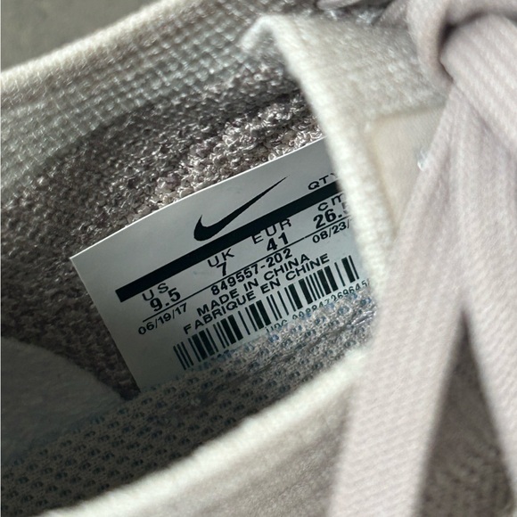 EUC Nike Air Vapormax Flyknit ‘String’ Women’s - Picture 5 of 9